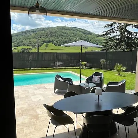 Avec Piscine Chauffee Вилла Ancy