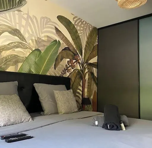 Avec Piscine Chauffee Вилла