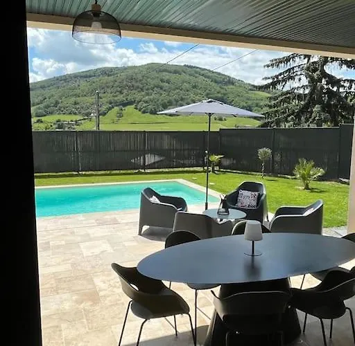 Avec Piscine Chauffee Вилла Ancy
